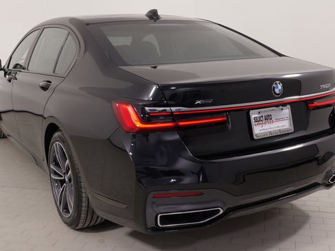 Used 2022 BMW 750i xDrive 750i xDrive w/ Executive Package image 15