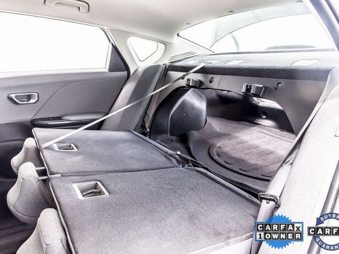 Used 2025 Kia K4 EX image 36