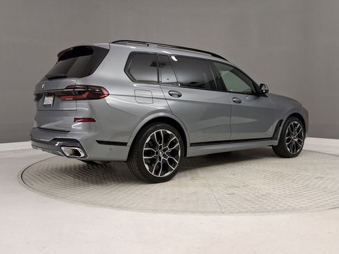 Certified 2023 BMW X7 xDrive40i w/ M Sport Package image 7