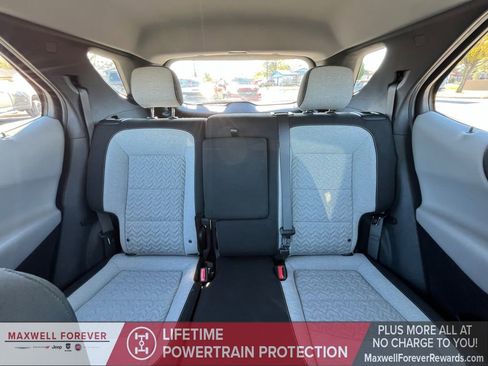 Used 2022 Chevrolet Equinox LS image 5