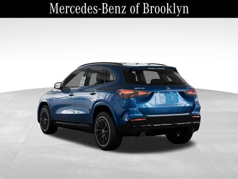 Used 2025 Mercedes-Benz GLA 35 AMG 4MATIC image 28