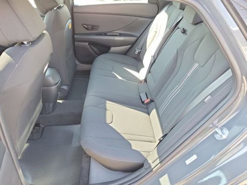 New 2026 Hyundai Elantra SEL Sport Premium image 21