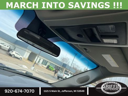 Used 2018 RAM 2500 Tradesman w/ Chrome Appearance Group image 21