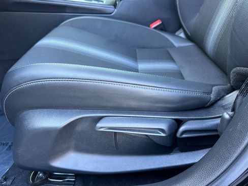 Certified 2025 Honda Civic Sport image 14