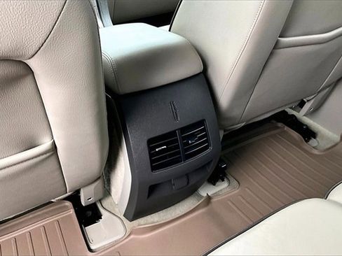 Used 2014 Lincoln MKX FWD w/ Equipment Group 102A image 32