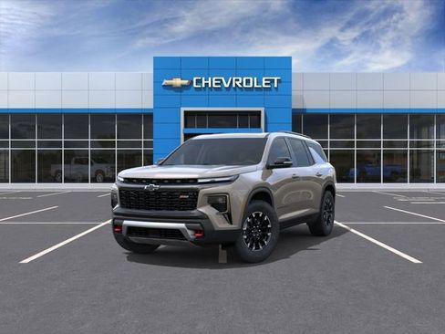 New 2026 Chevrolet Traverse Z71 w/ Driver Confidence Package AWD/4WD image 8