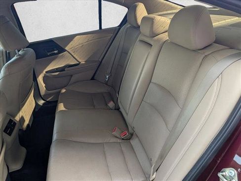 Used 2017 Honda Accord EX-L image 19