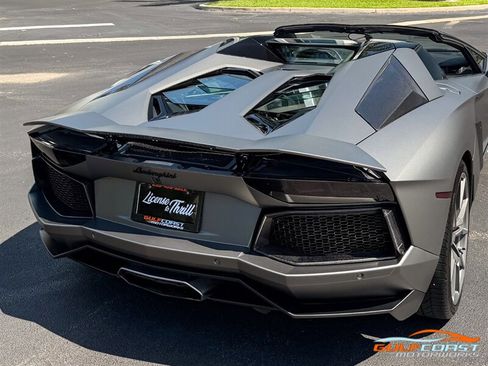 Used 2017 Lamborghini Aventador LP 700-4 AWD/4WD image 54