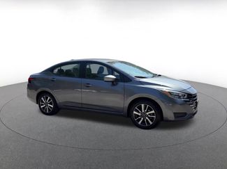 Used 2025 Nissan Versa SV FWD video 2