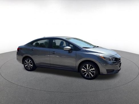 Used 2025 Nissan Versa SV FWD image 2