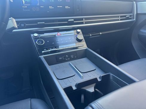 Used 2025 Hyundai Santa Fe SEL image 44