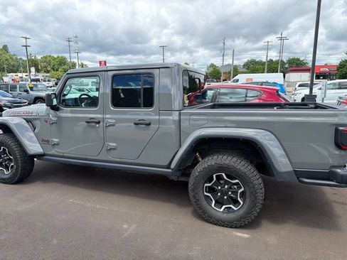 Used 2022 Jeep Gladiator Rubicon w/ LED Lighting Group AWD/4WD image 4