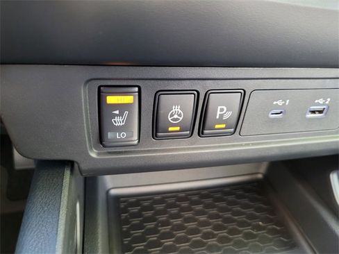 New 2026 Nissan Frontier SV w/ SV Convenience Package image 16