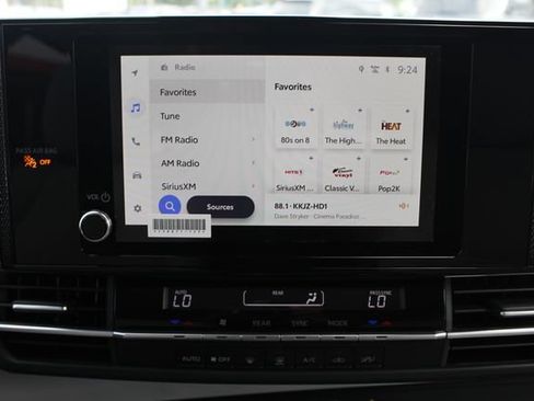 Certified 2026 Toyota Sienna LE FWD image 41