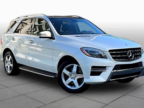 Used 2015 Mercedes-Benz ML 400 4MATIC image 3