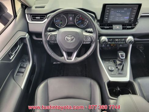 Certified 2022 Toyota RAV4 XLE Premium AWD/4WD image 12