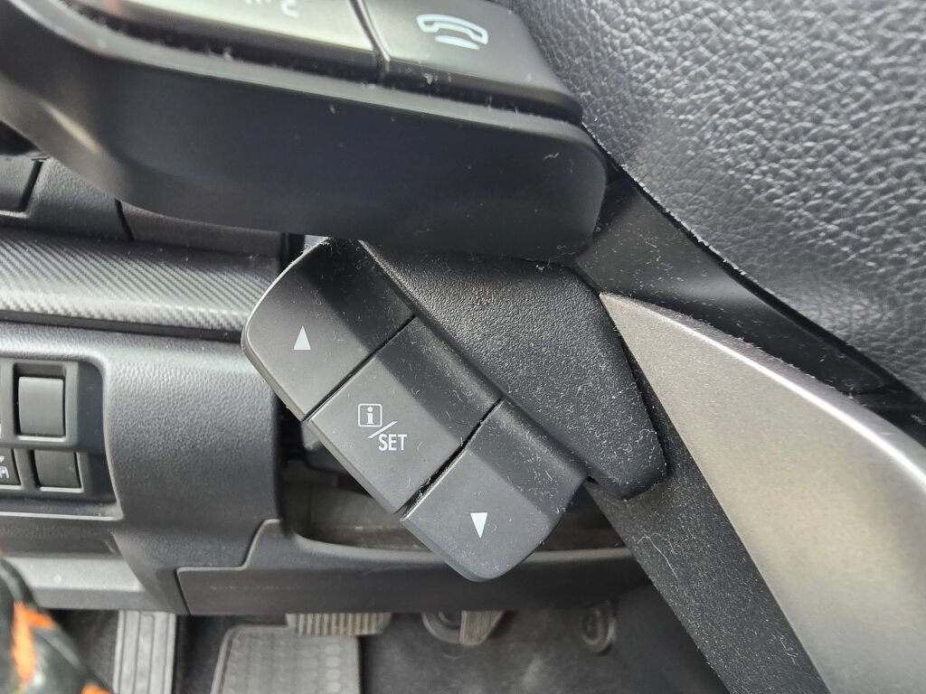 Used 2018 Subaru Crosstrek 2.0i Premium AWD/4WD image 27
