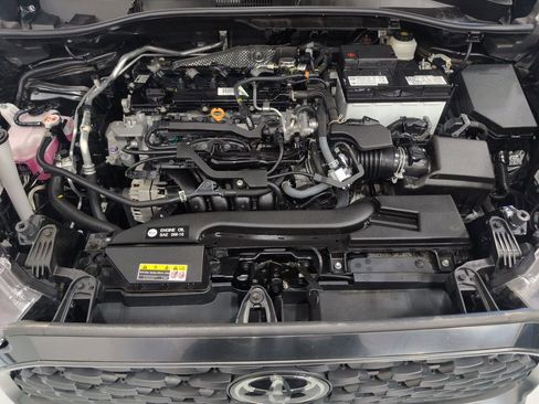 Used 2023 Toyota Corolla Cross L AWD/4WD image 21