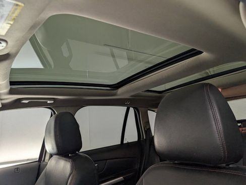Used 2013 Ford Edge Limited w/ Canadian Touring Pkg image 8