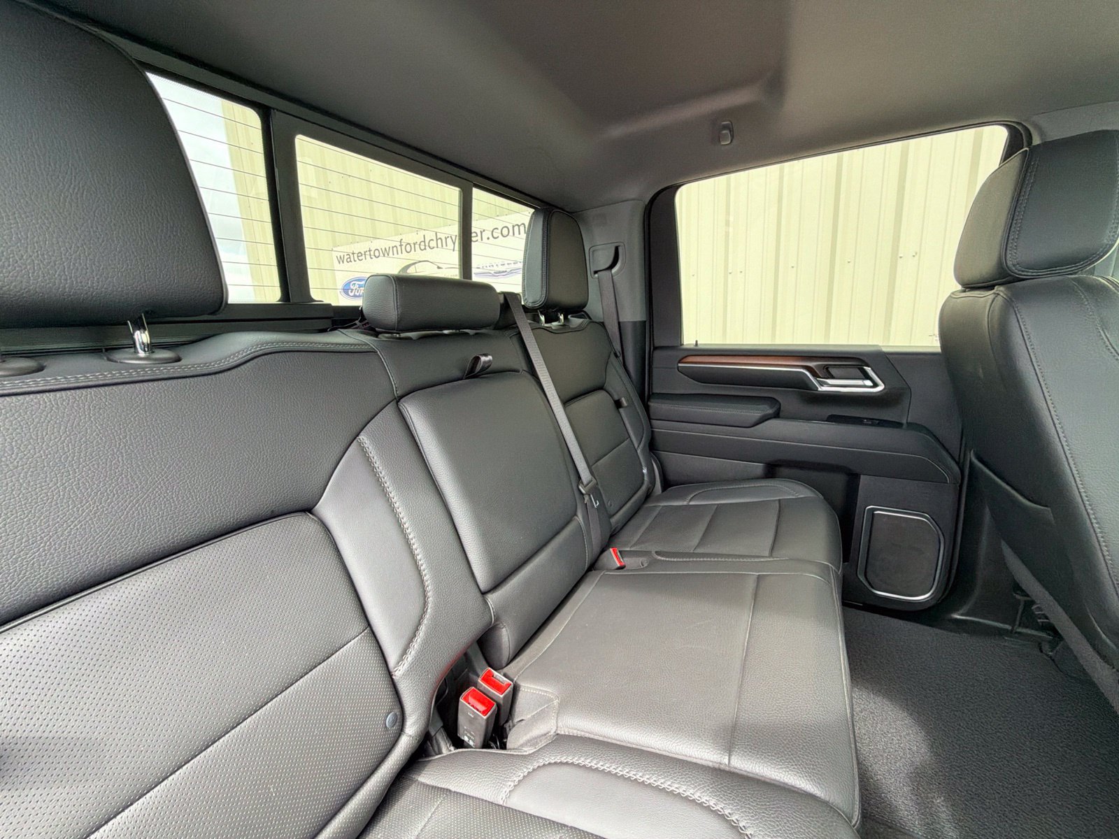 Used 2024 GMC Sierra 3500 Denali w/ Denali Reserve Package AWD/4WD image 11