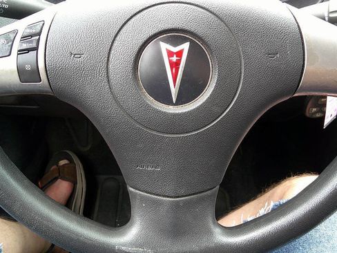 Used 2008 Pontiac G6 Sedan FWD image 18