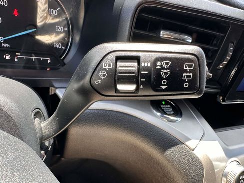 Used 2021 Ford Explorer XLT AWD/4WD image 21