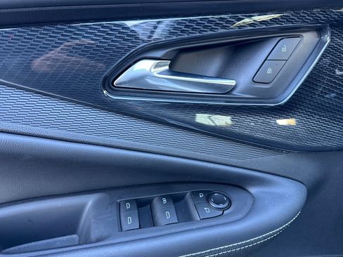 Used 2026 Chevrolet Blazer EV LT image 12