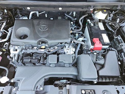 Used 2025 Toyota RAV4 LE FWD image 27