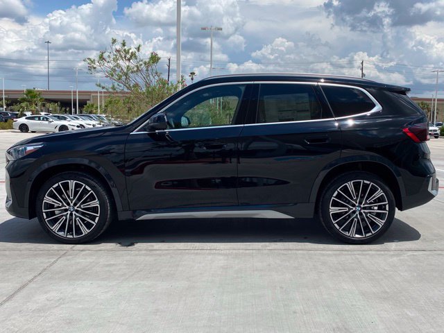 New 2026 BMW X1 xDrive28i w/ Convenience Package AWD/4WD image 3