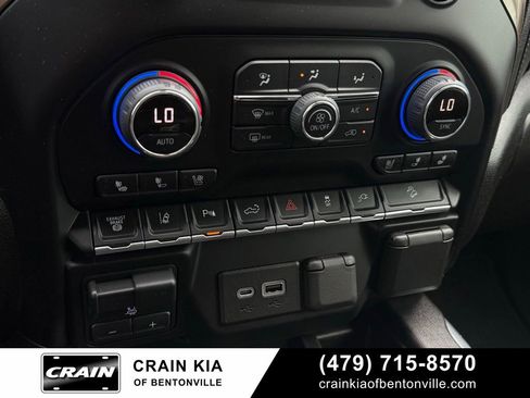 Used 2022 Chevrolet Silverado 3500 High Country w/ Z71 Off-Road Package AWD/4WD image 17
