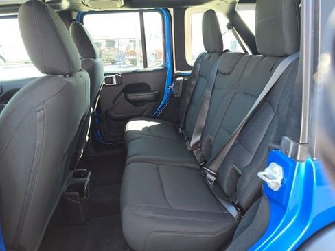 Used 2022 Jeep Wrangler Unlimited Sport image 22