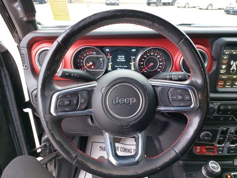 Used 2020 Jeep Gladiator Rubicon image 17