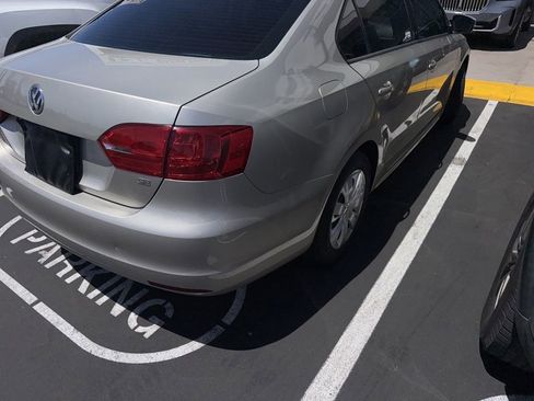 Used 2014 Volkswagen Jetta SE FWD image 5