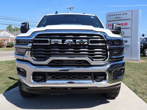 Used 2025 RAM 2500 Big Horn image 6