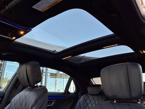 Certified 2024 Mercedes-Benz S 580 4MATIC Sedan image 15