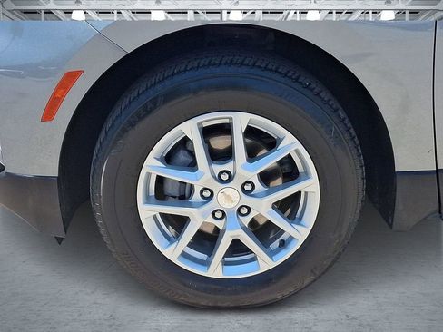 Certified 2023 Chevrolet Equinox LT AWD/4WD image 10