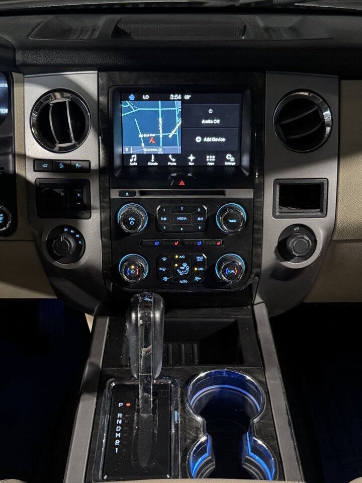 Used 2016 Ford Expedition Limited w/ Equipment Group 301A AWD/4WD image 13