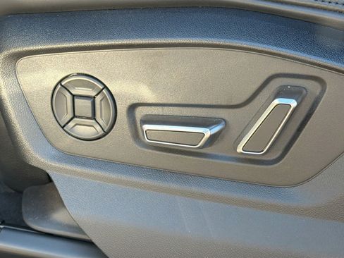 Used 2022 Audi RS Q8 image 24