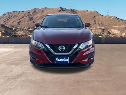 Used 2022 Nissan Rogue Sport S image 16