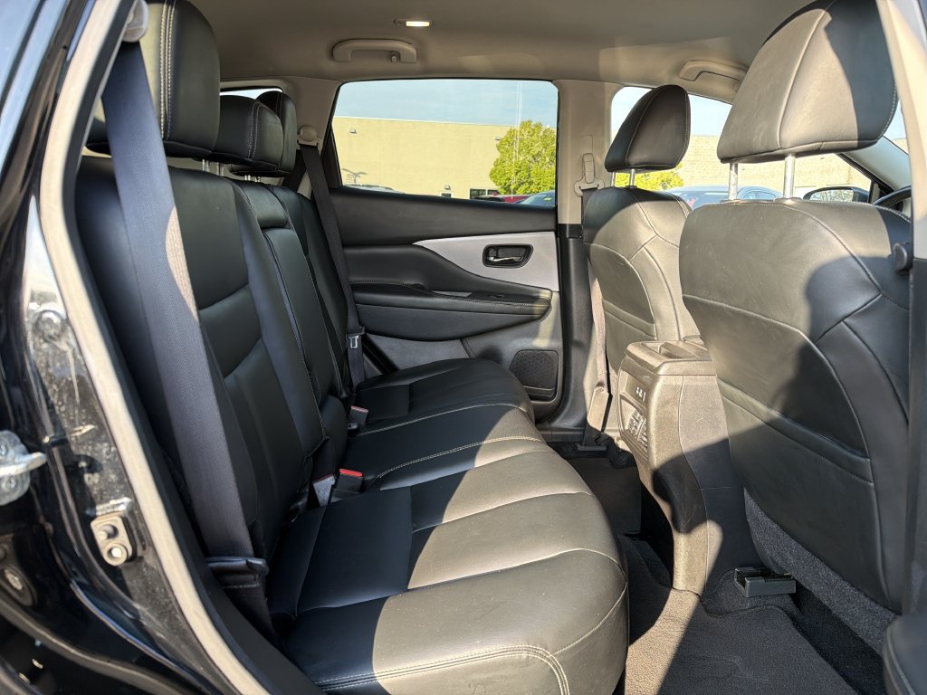 Used 2023 Nissan Murano SV FWD image 15