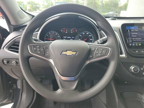 New 2025 Chevrolet Malibu LS image 33
