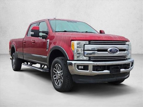 Used 2017 Ford F350 Lariat w/ Lariat Value Package image 3