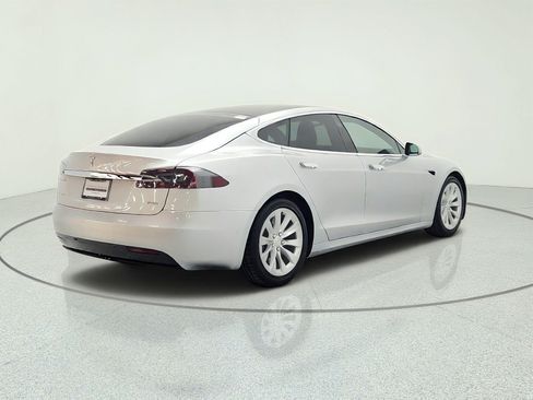 Used 2018 Tesla Model S 75D AWD/4WD image 5