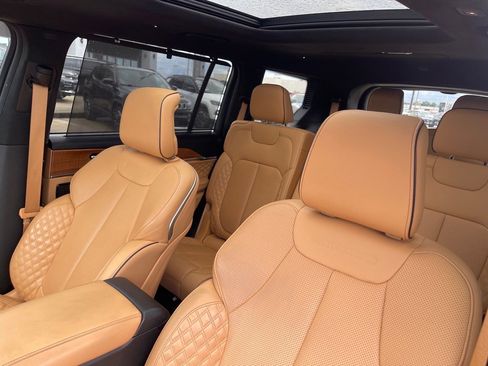 Used 2023 Jeep Grand Cherokee L Summit image 23