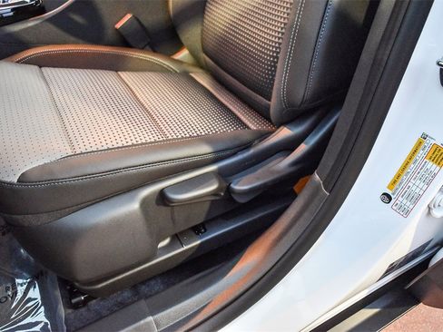 New 2026 Chevrolet Trax LT w/ Driver Confidence Package image 20