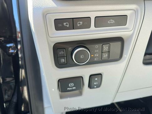 Used 2021 Ford F150 Limited image 17