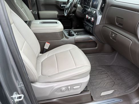 Used 2021 GMC Sierra 1500 SLT image 25