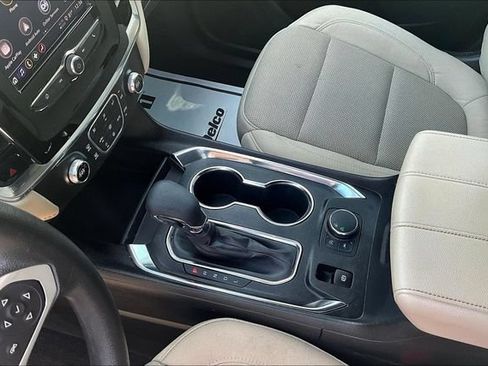 Used 2023 Chevrolet Traverse LS w/ Safety Package FWD image 19