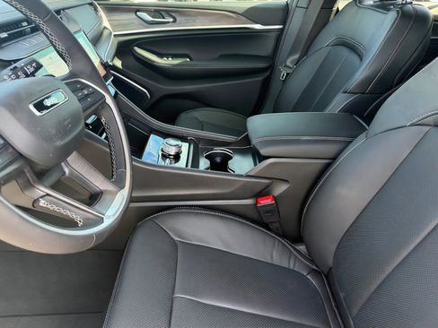 New 2026 Jeep Grand Cherokee Limited Reserve image 17