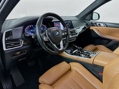Used 2023 BMW X5 xDrive45e image 9